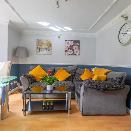 شقة West Hill Chapel Alleton Ls7 - 3 Bed Sleeps 5 - Close To Center - Free Parking - Contractor Welcome