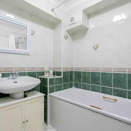 شقة West Hill Chapel Alleton Ls7 - 3 Bed Sleeps 5 - Close To Center - Free Parking - Contractor Welcome
