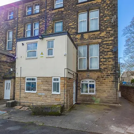 West Hill Chapel Alleton Ls7 - 3 Bed Sleeps 5 - Close To Center - Free Parking - Contractor Welcome