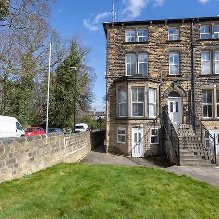 شقة West Hill Chapel Alleton Ls7 - 3 Bed Sleeps 5 - Close To Center - Free Parking - Contractor Welcome *